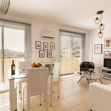 Elena Court Apt 401 Lägenhet Larnaca Exteriör bild