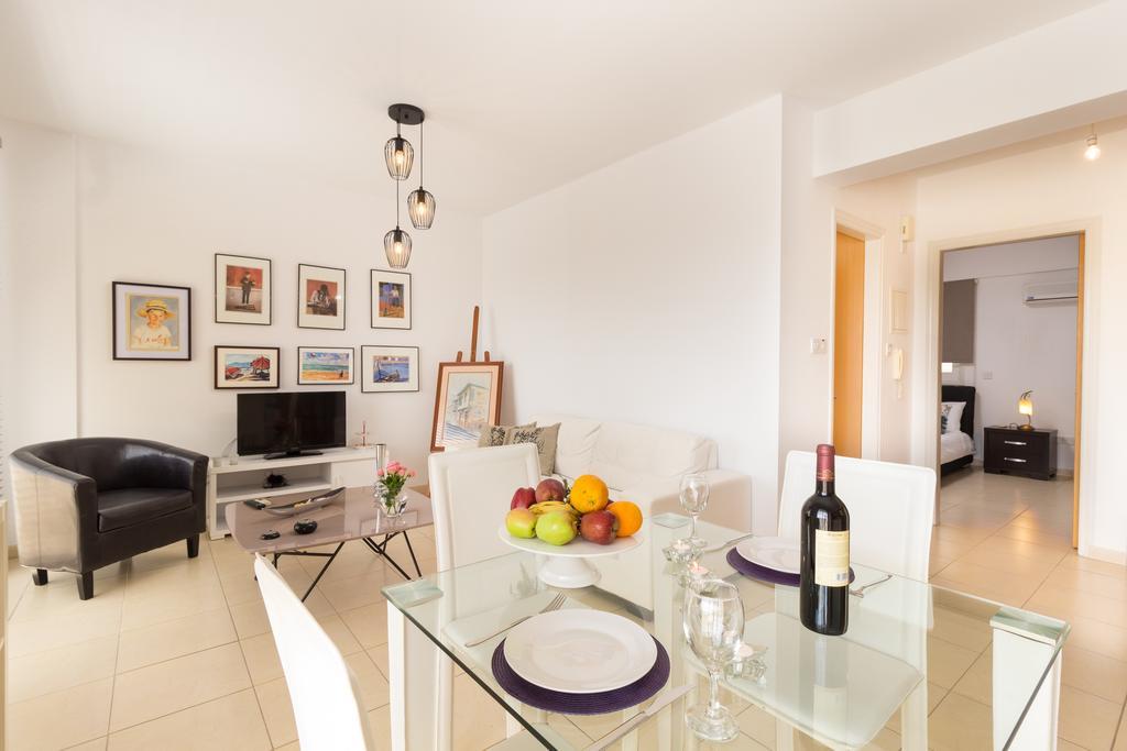 Elena Court Apt 401 Lägenhet Larnaca Exteriör bild