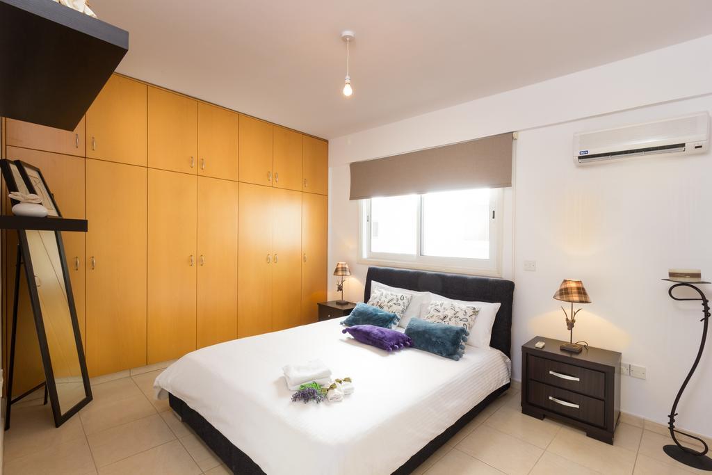 Elena Court Apt 401 Lägenhet Larnaca Exteriör bild
