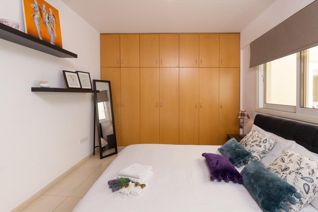 Elena Court Apt 401 Lägenhet Larnaca Exteriör bild